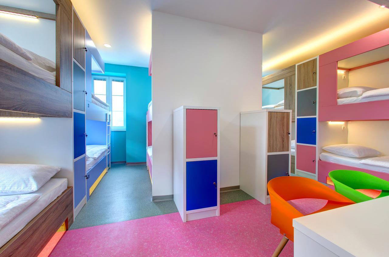 Starmo Hostel Мостар Екстер'єр фото