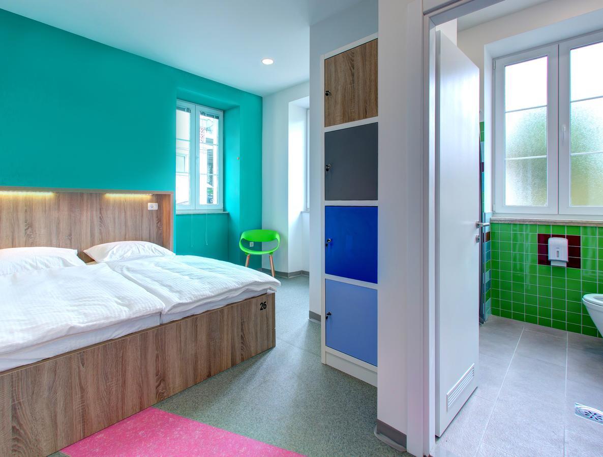 Starmo Hostel Мостар Екстер'єр фото